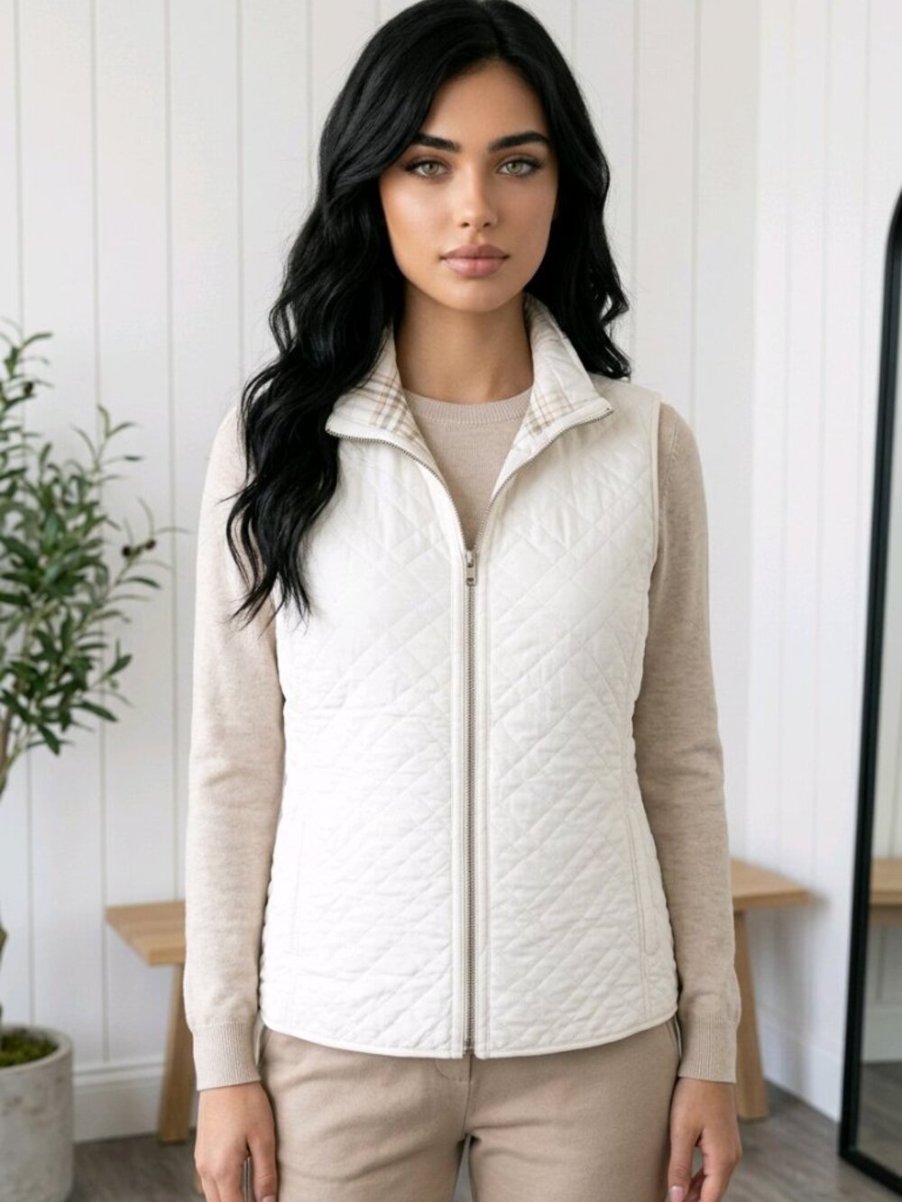 Chico’s Size 3 Ivory Quilted Vest Gold Zip Plaid Lined Puffer New with tags